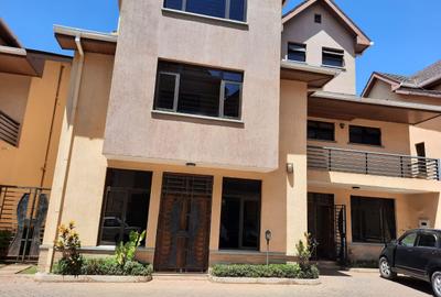 5 Bed Townhouse in Lavington