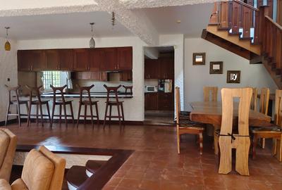 3 Bed Townhouse with En Suite in Spring Valley - 4