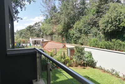 4 Bed Villa with En Suite at Two Rivers Mall - 4
