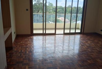 3 Bed Apartment with En Suite at Othaya Road
