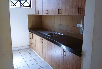 5,670 ft² Warehouse in Ruaraka - 2