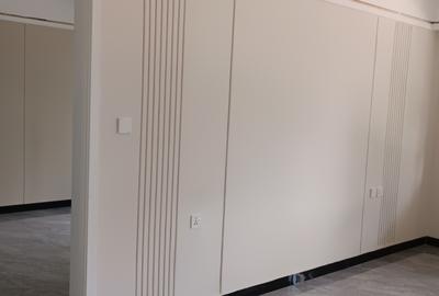 1 Bed Apartment with En Suite at Kilimani - 2