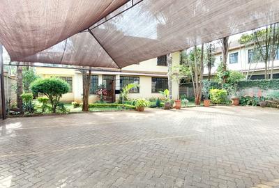 3 Bed Townhouse with En Suite in Lavington