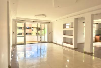 3 Bed Apartment with En Suite in Rhapta Road