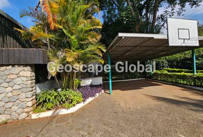 5 Bed House with En Suite in Muthaiga