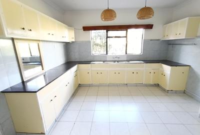 5 Bed House with En Suite in Loresho - 4