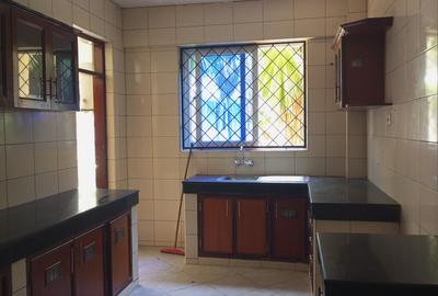 Serviced 3 Bed Apartment with En Suite at Beach Road - 4