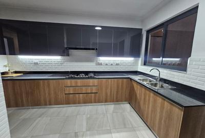 3 Bed Apartment with En Suite in Kileleshwa