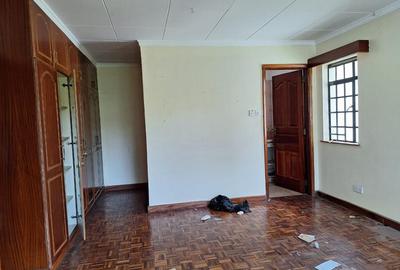 4 Bed Townhouse with En Suite in Westlands Area