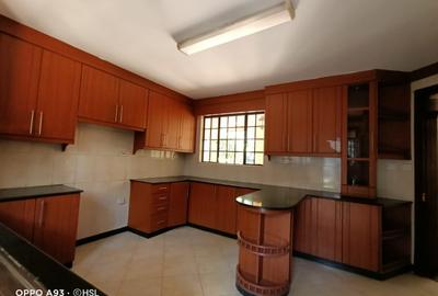 5 Bed Townhouse with En Suite at Kaputei Gardens - 3