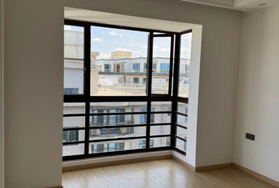 2 Bed Apartment with En Suite at Othaya Road - 4