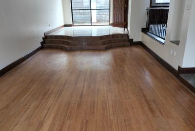 5 Bed Townhouse with En Suite in Westlands Area - 4