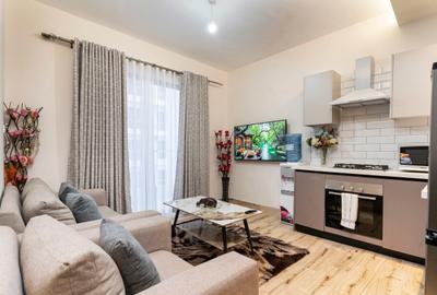 Serviced 2 Bed Apartment with En Suite in Kilimani - 4
