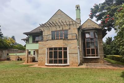 5 Bed Townhouse with En Suite at Runda