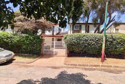 3 Bed House with En Suite in Langata