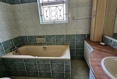 4 Bed Apartment with En Suite at Riverside