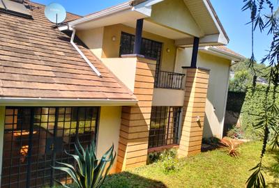 4 Bed Townhouse with En Suite in Kitisuru