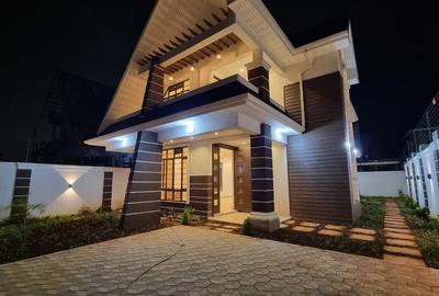 5 Bed House with En Suite at Membley