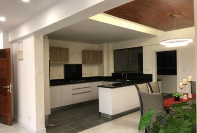 3 Bed Apartment with En Suite at Lavington - 3