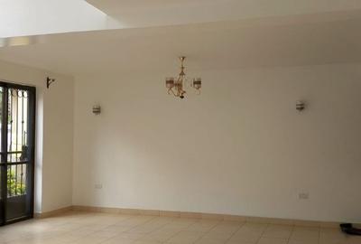 5 Bed Townhouse with En Suite in Syokimau - 4