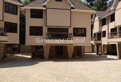 5 Bed Townhouse with En Suite in Lavington