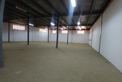 15,600 ft² Warehouse with Parking in Ruaka - 4
