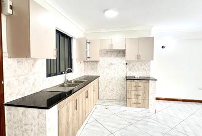 1 Bed Apartment with En Suite at School Lane