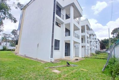 4 Bed Townhouse with En Suite at Lavington Green - 2