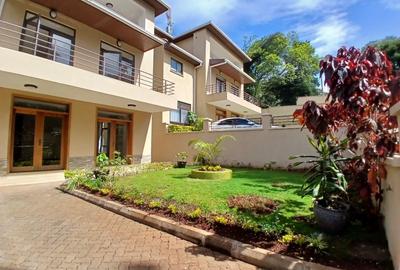 5 Bed Townhouse with En Suite in Lavington