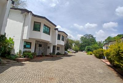2 Bed Townhouse with En Suite at Off Mandera Road