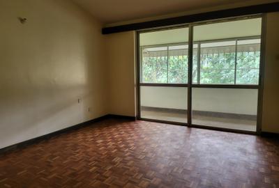 4 Bed Townhouse with En Suite in Spring Valley - 4