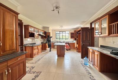 5 Bed House with En Suite in Karen