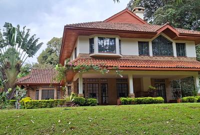 5 Bed Townhouse with En Suite in Rosslyn