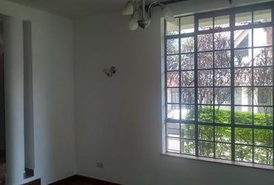 4 Bed Townhouse with En Suite in Lavington