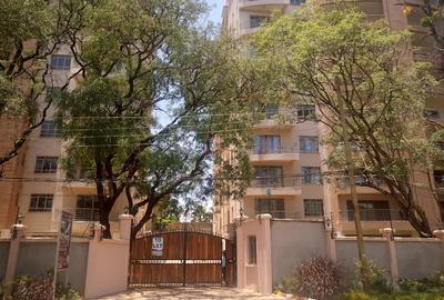 4 Bed Apartment with En Suite in Kileleshwa
