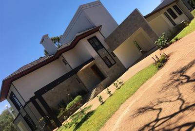 5 Bed House with En Suite at Oloolua Ridge