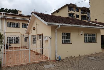 4 Bed House with En Suite in Rhapta Road - 2