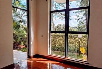 3 Bed Apartment with En Suite in Westlands Area