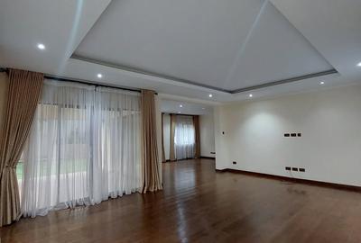 5 Bed Townhouse with En Suite at Convent Drive - 4