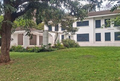 5 Bed House with Staff Quarters in Gigiri - 4