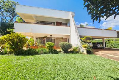 5 Bed House with En Suite in Loresho