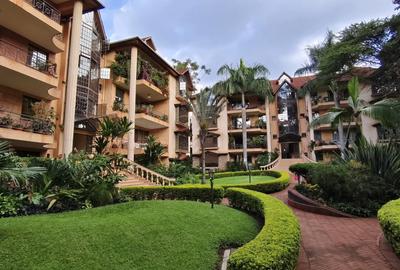 4 Bed Apartment with En Suite at Lavington Green