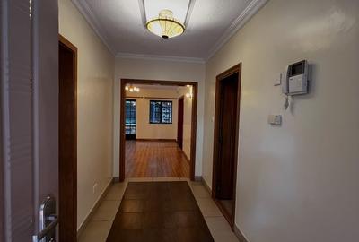4 Bed Townhouse with En Suite in Lavington - 2