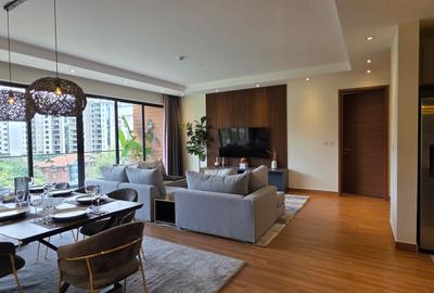 3 Bed Apartment in Riverside - 2