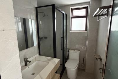 2 Bed Apartment with En Suite in Riverside - 2