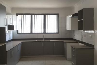Serviced 3 Bed Apartment with En Suite in Westlands Area