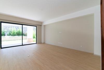 5 Bed Townhouse with En Suite at Westlands - 2
