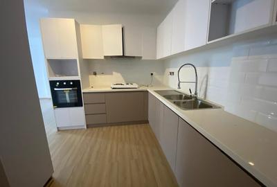 3 Bed Apartment with En Suite at Othaya Road - 4