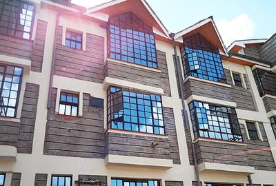 2 Bed Apartment with En Suite in Syokimau - 3