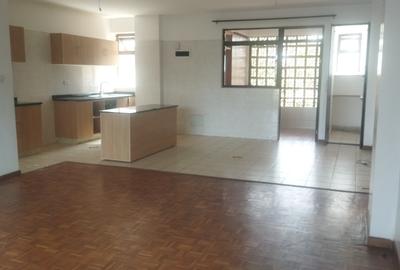 3 Bed Apartment with En Suite in Upper Hill